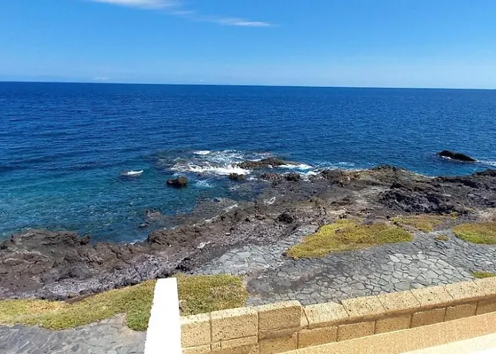 Playalasricas 아파트 *